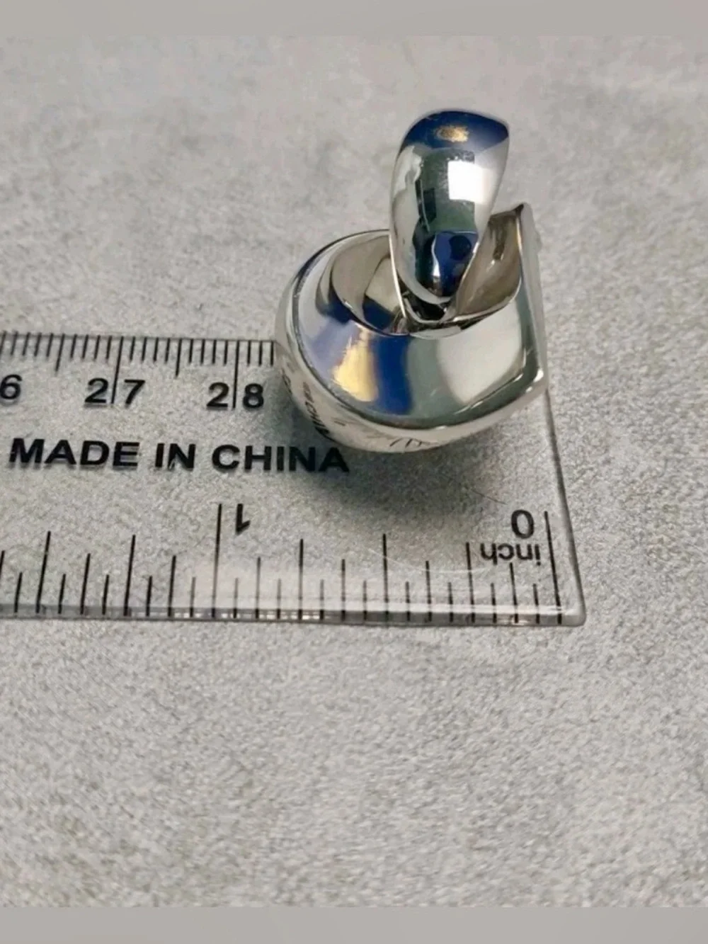 NEW! Christian Dior Vintage Silver Tone Art Deco Knot Retro 80s Clip-On Earrings - Picture 5 of 6